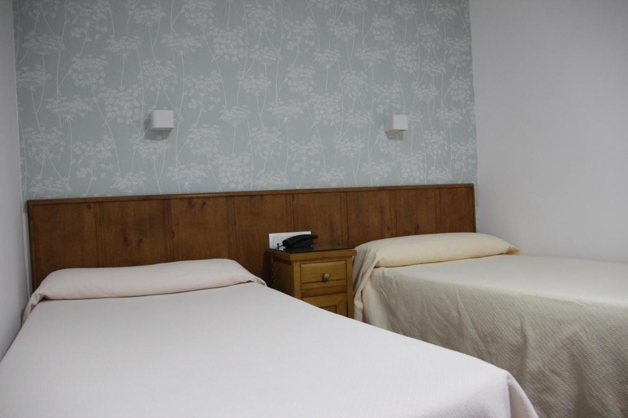 Hostal Maribel Алмерия Екстериор снимка